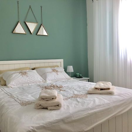 2 Bedrooms Apartment " Marcheliz " In Bat-Yam Бат-Ям Экстерьер фото