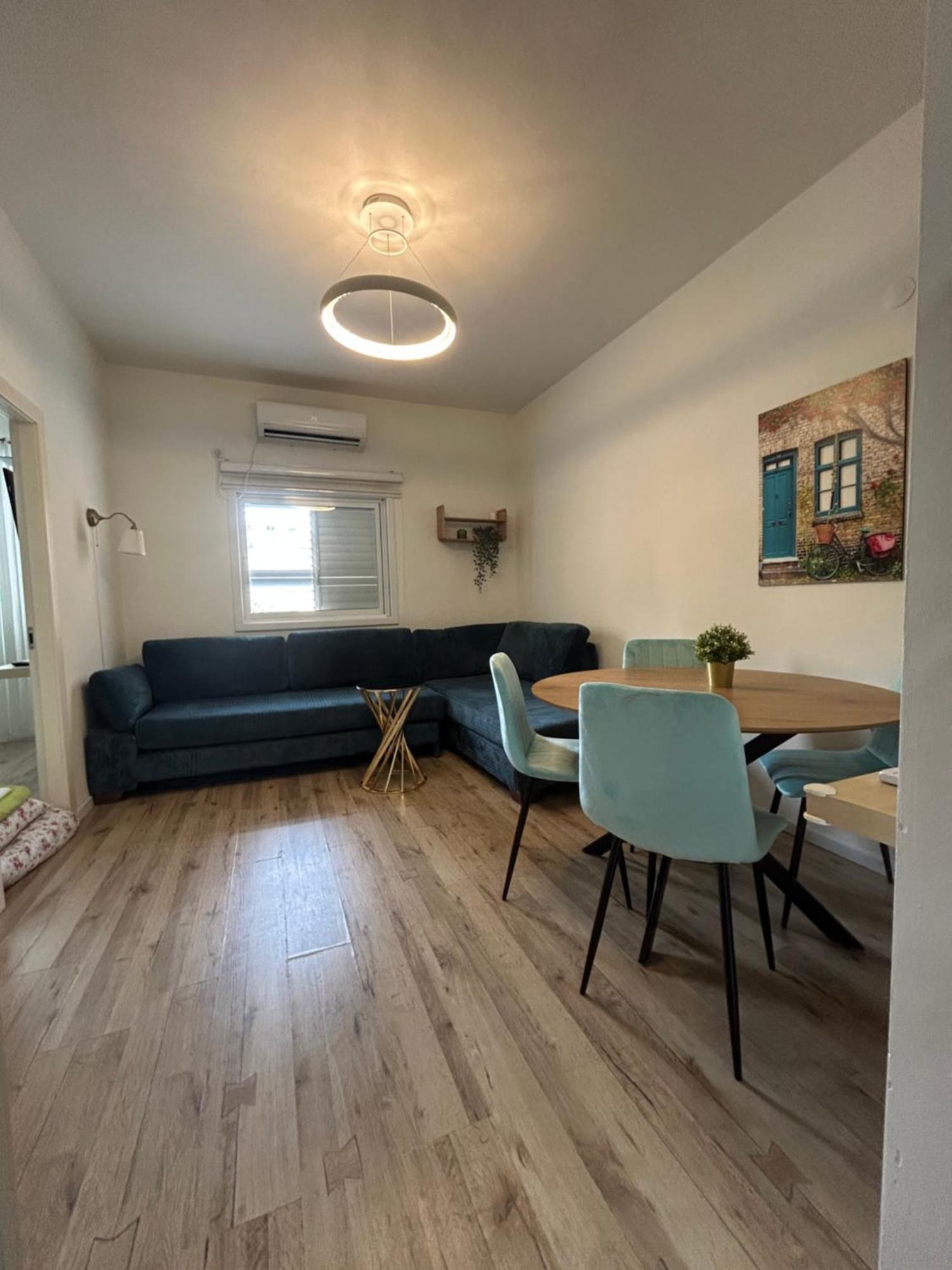 2 Bedrooms Apartment " Marcheliz " In Bat-Yam Бат-Ям Экстерьер фото